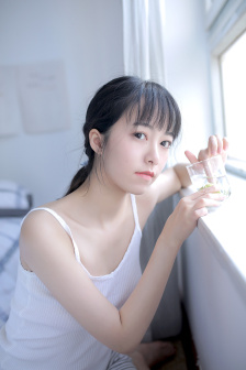 二叔和侄女免费观看电视剧